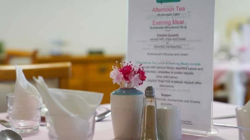 Ivydene Residential and Nursing Home Care Home Ivybridge meals-carousel - 1