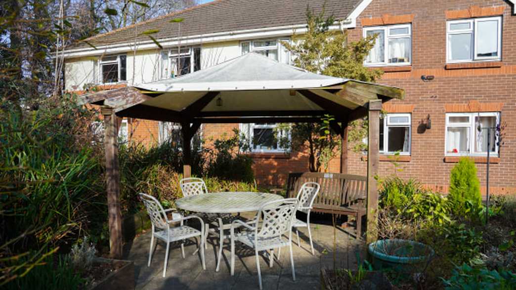 Ivydene Residential and Nursing Home Care Home Ivybridge buildings-carousel - 4