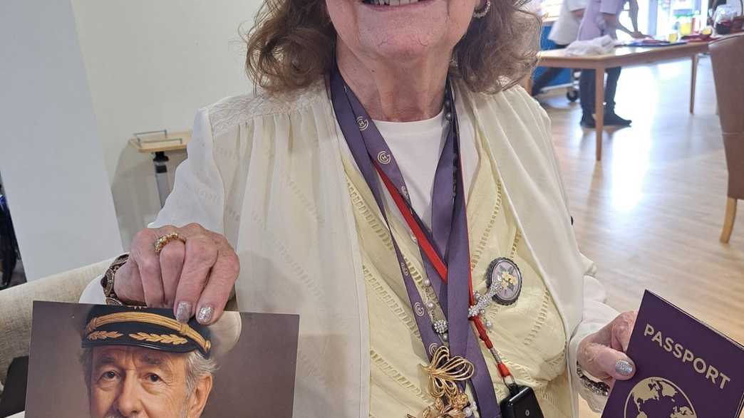 Lynwood Care Centre Care Home Ascot activities-carousel - 20