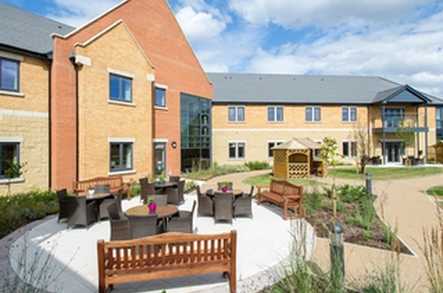 Juniper House Residential Care Home Care Home Worcester  - 1