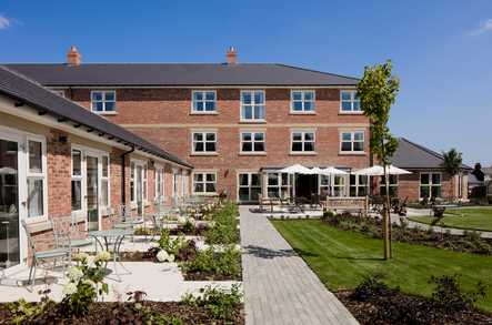 Castle Grange Care Home Scarborough  - 5
