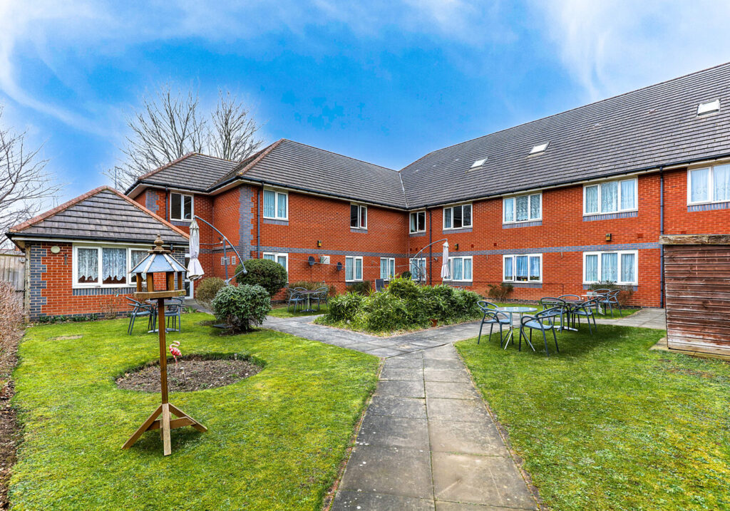 Karam Court Care Home | Care Home | Smethwick, B66 1QX