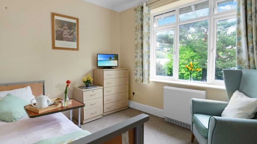 Kingland House Residential Home Care Home Poole accommodation-carousel - 2