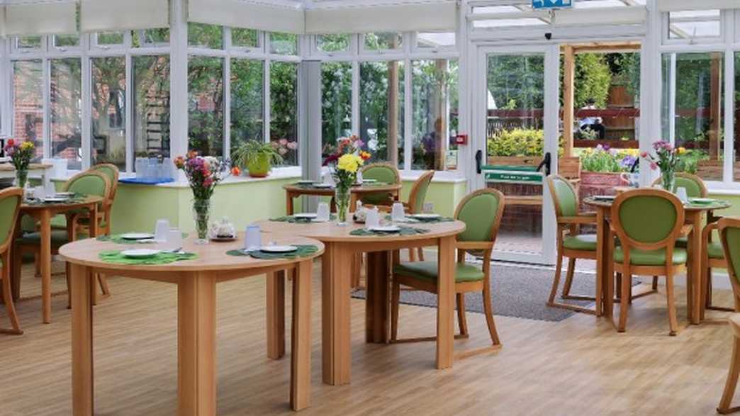 Kingland House Residential Home Care Home Poole meals-carousel - 1