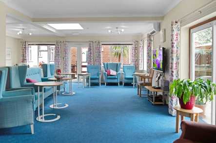 Kingland House Residential Home Care Home Poole  - 3