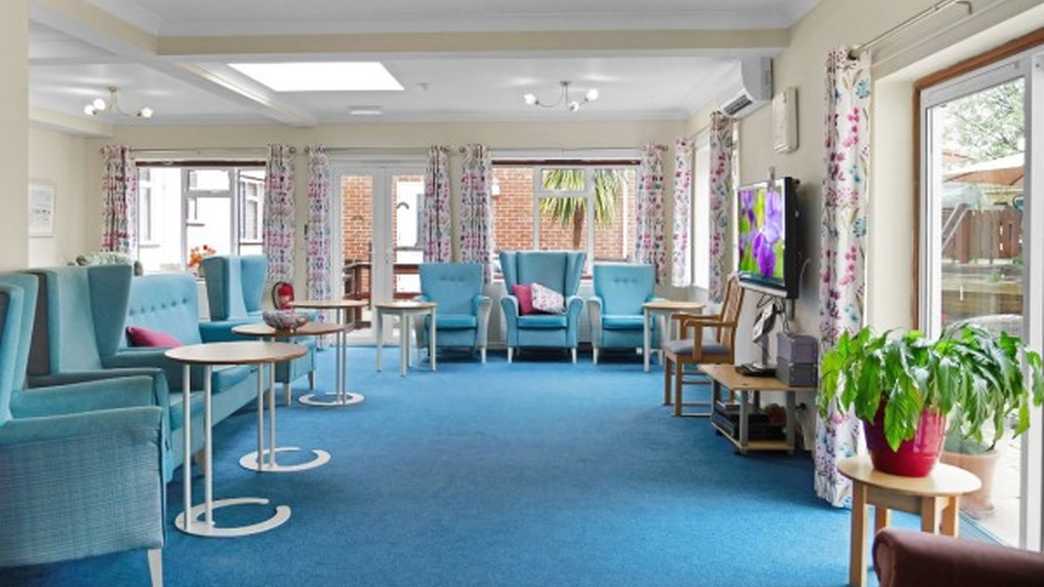 Kingland House Residential Home Care Home Poole buildings-carousel - 2