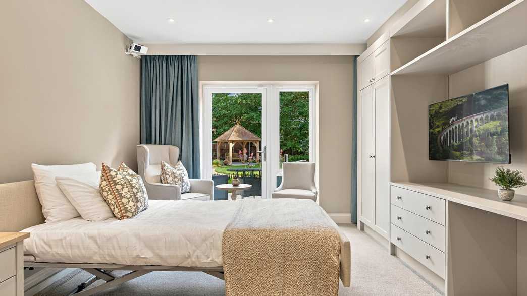 Kings Hill Care Home Care Home Kings Hill accommodation-carousel - 1