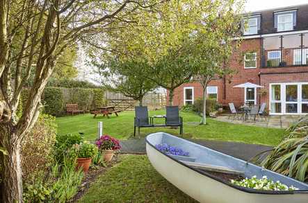 Kings Lodge Nursing Home Care Home Chichester  - 4
