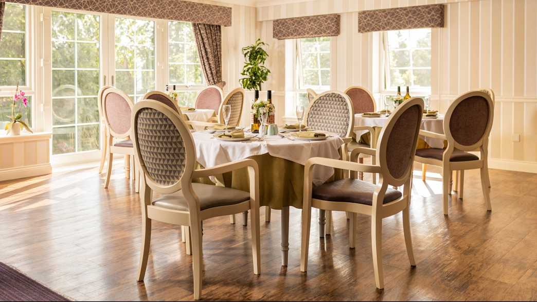 Kingsclear Care Home Camberley buildings-carousel - 6
