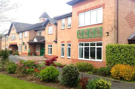 Kingsford Court Retirement Living Solihull  - 1