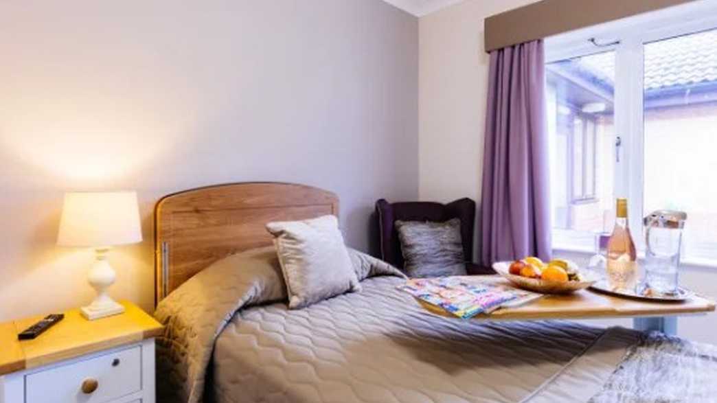 Kingsland House Care Home Shoreham By Sea accommodation-carousel - 1