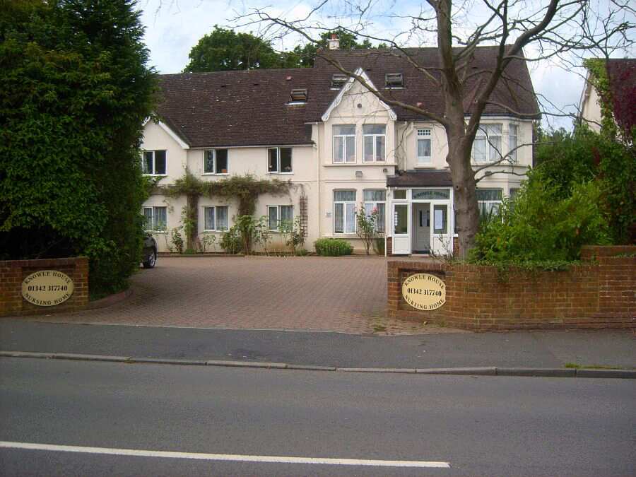 Knowle House Nursing Home Care Home East Grinstead, RH19 2EJ