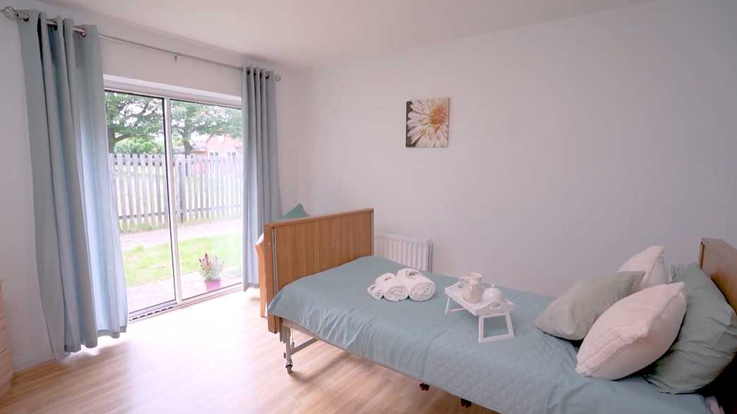 Knowles Court Care Home Care Home Bradford accommodation-carousel - 4