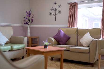 Knowles Court Care Home Care Home Bradford  - 4