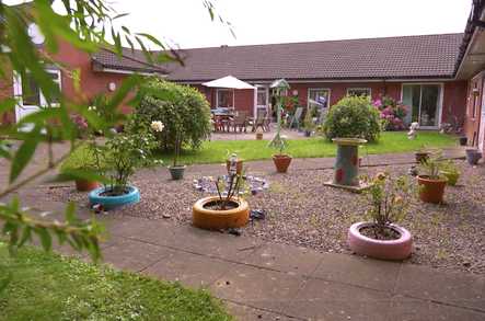 Knowles Court Care Home Care Home Bradford  - 2