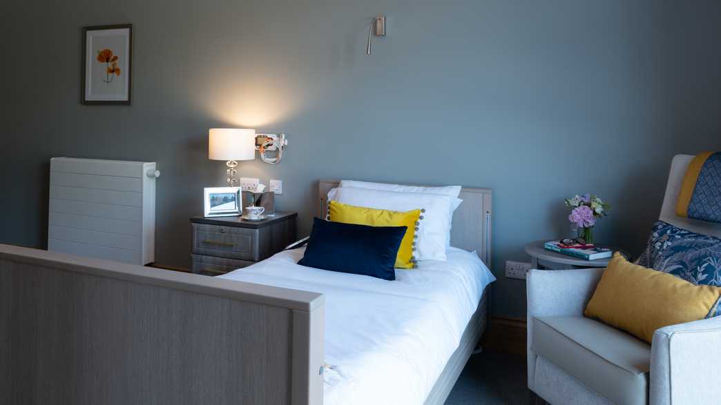 Valerian Court Care Home Didcot accommodation-carousel - 3