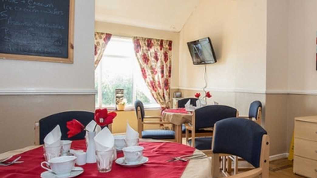 Longwood Grange Care Home Huddersfield buildings-carousel - 2
