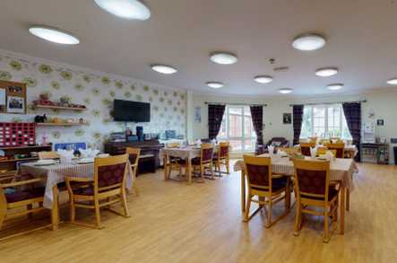 Lancaster Court Care Home Watford  - 4