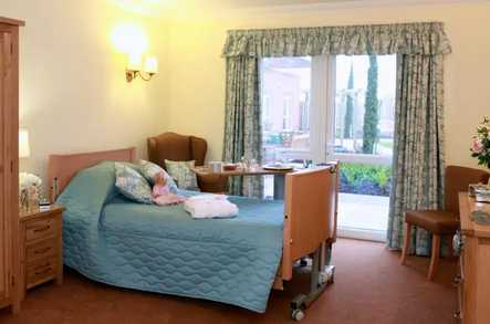 Latimer Court Care Home Worcester  - 4