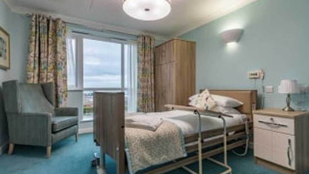 Lauder Lodge Care Home Edinburgh accommodation-carousel - 1