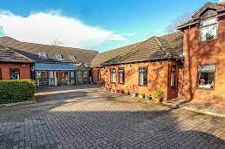 Leadon Court Nursing Home Care Home Cwmbran  - 1