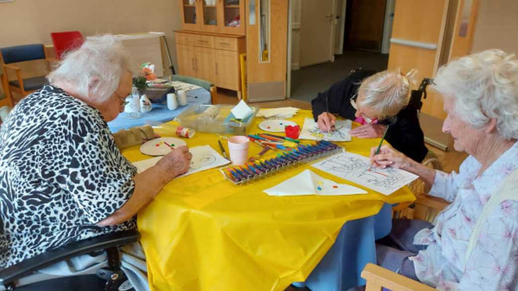 Lent Rise House Care Home Slough activities-carousel - 3