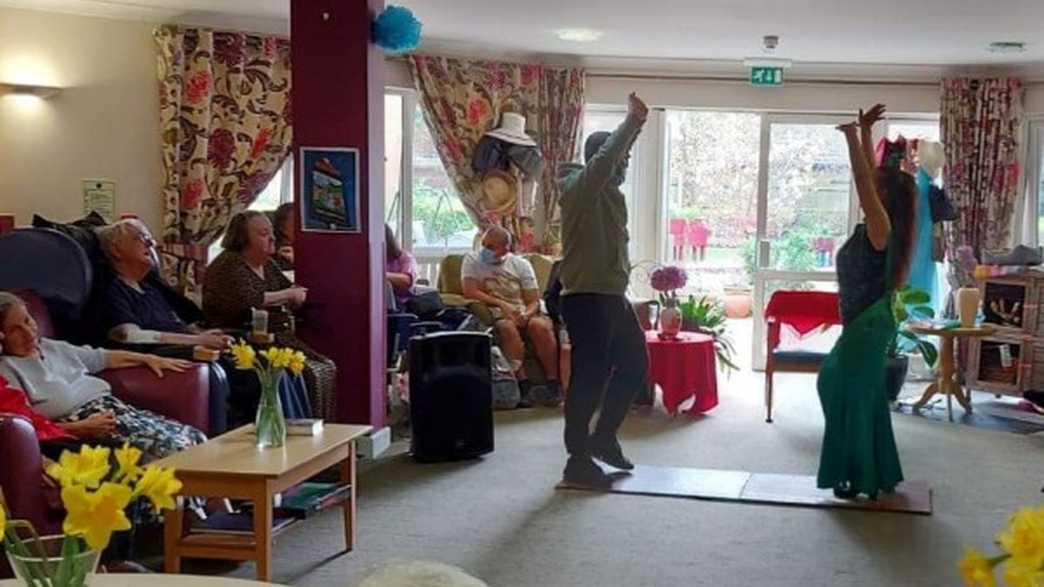 Lent Rise House Care Home Slough activities-carousel - 4