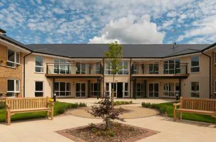 Lent Rise House Care Home Slough  - 5
