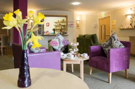 Lent Rise House Care Home Slough  - 2