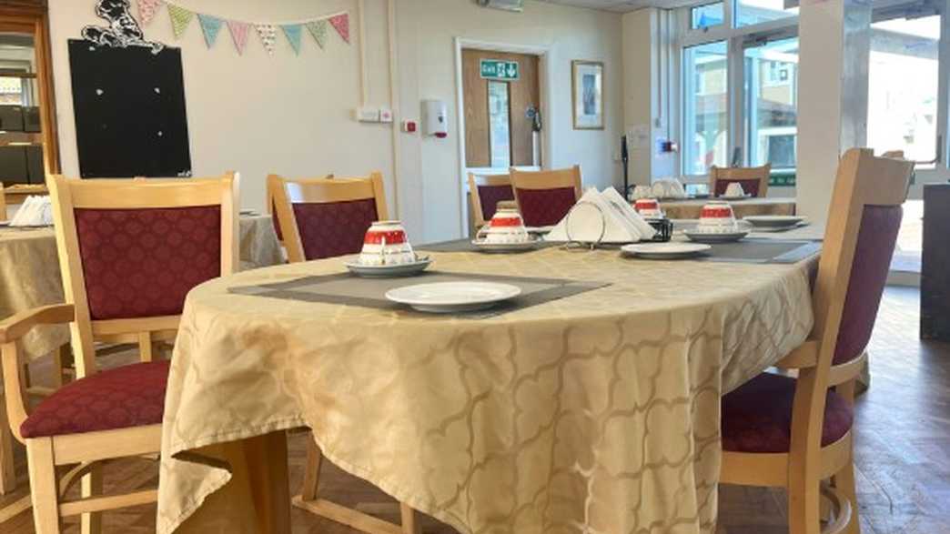 Lenthall House Care Home Market Harborough meals-carousel - 1