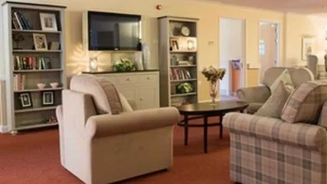Lillyburn Care Home Glasgow buildings-carousel - 2