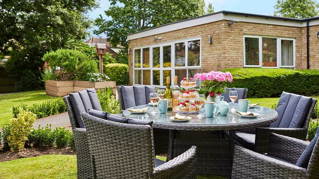 Little Brook House Care Home New Malden buildings-carousel - 3