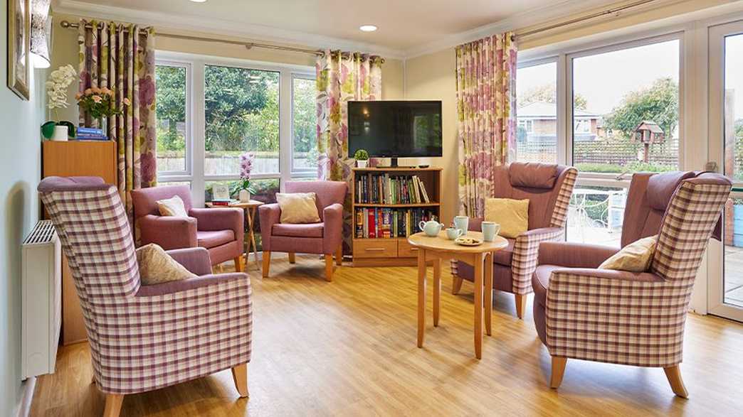 Little Brook House Care Home New Malden buildings-carousel - 5