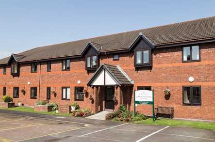 Llys-Y-Tywysog Care Home Care Home Grovesend  - 1