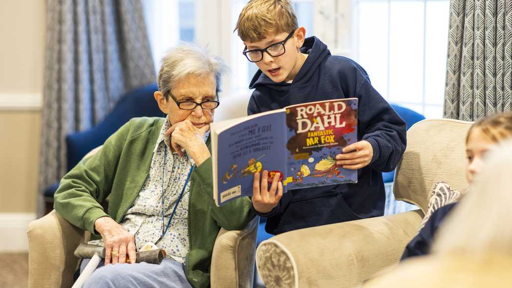Llys Cyncoed Care Home Cardiff activities-carousel - 11