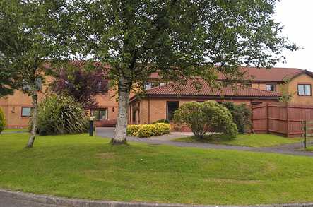 Llys Newydd Care Home Care Home Ammanford  - 1