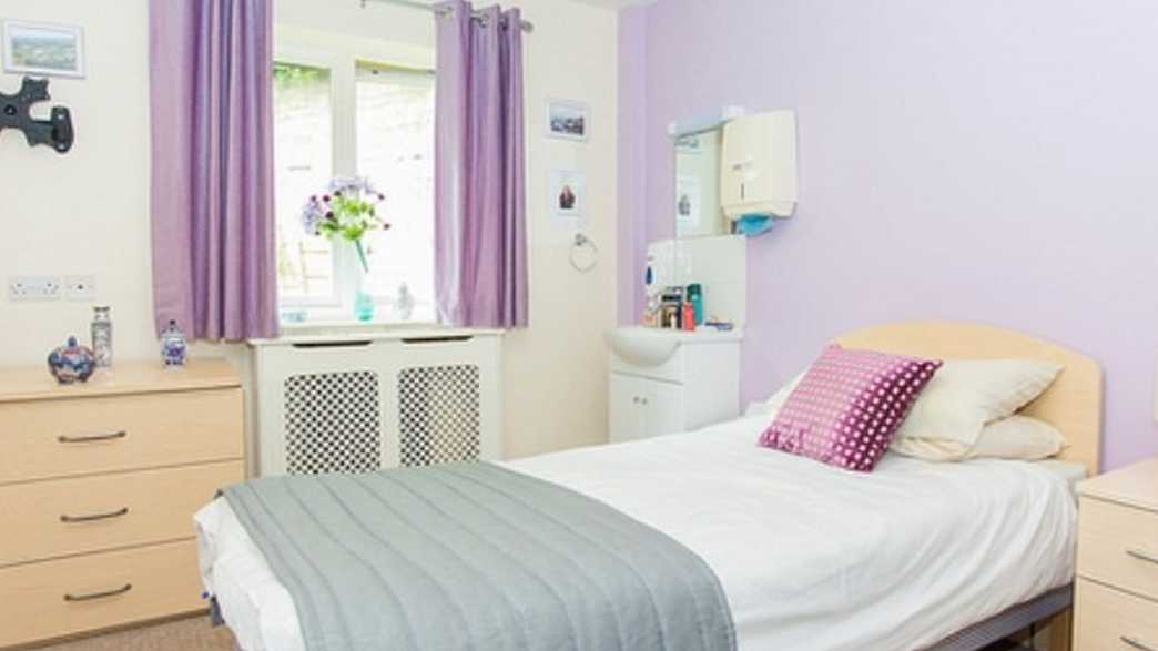 Longwood Grange Care Home Huddersfield accommodation-carousel - 1