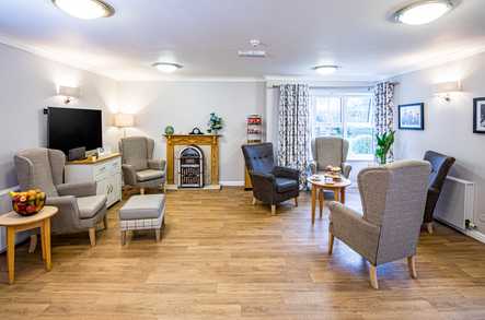 Cedar House Care Home Harefield  - 3