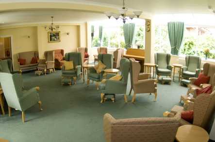 White Gables Residential Care Home Care Home Felixstowe  - 2