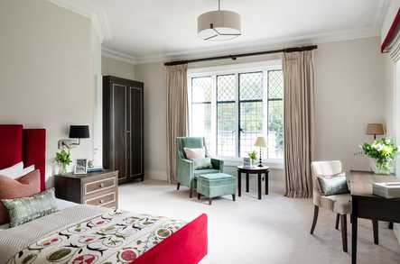 Loveday Esher Care Home Esher  - 4