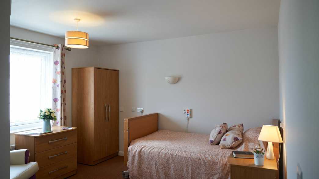Luff House Care Home Walton On The Naze accommodation-carousel - 2