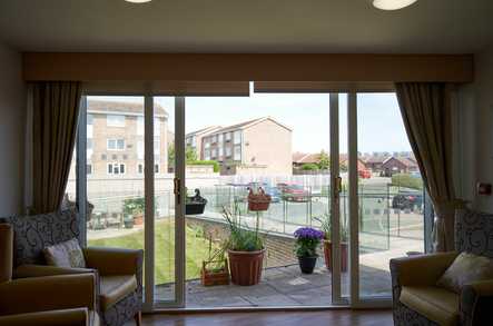 Luff House Care Home Walton On The Naze  - 3