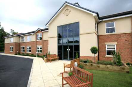 Lydgate Lodge Care Home Batley  - 1