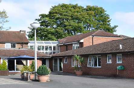 Park View Nursing Home Care Home Swindon  - 1