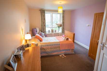 Maples Care Home Care Home Bexleyheath  - 2