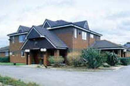 Mapleton Court Care Home Care Home Barnsley  - 1