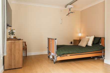 Quinton House Care Home Stratford Upon Avon  - 5