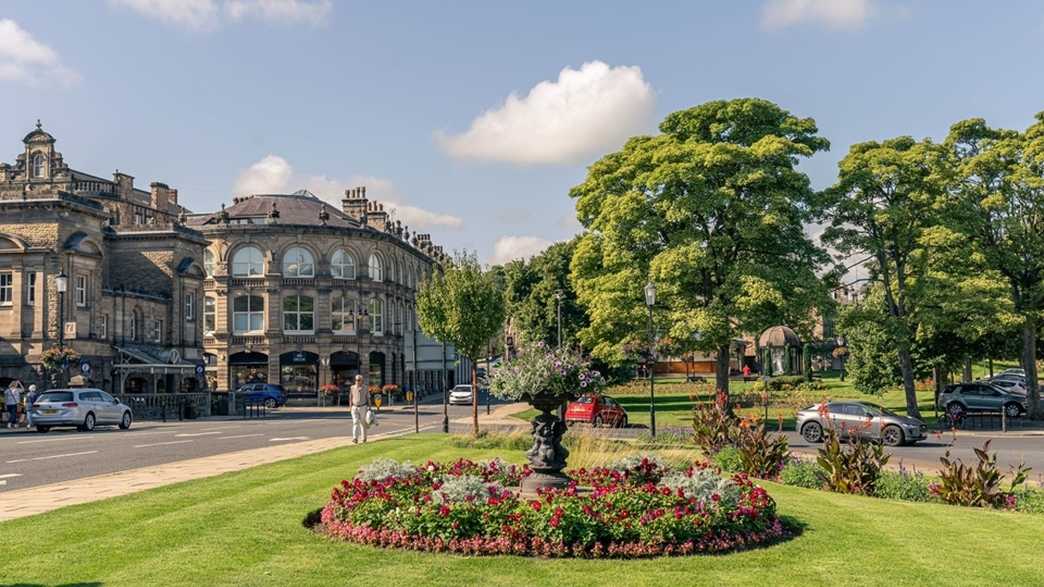 Matcham Grange Retirement Living Harrogate wellbeing-carousel - 2