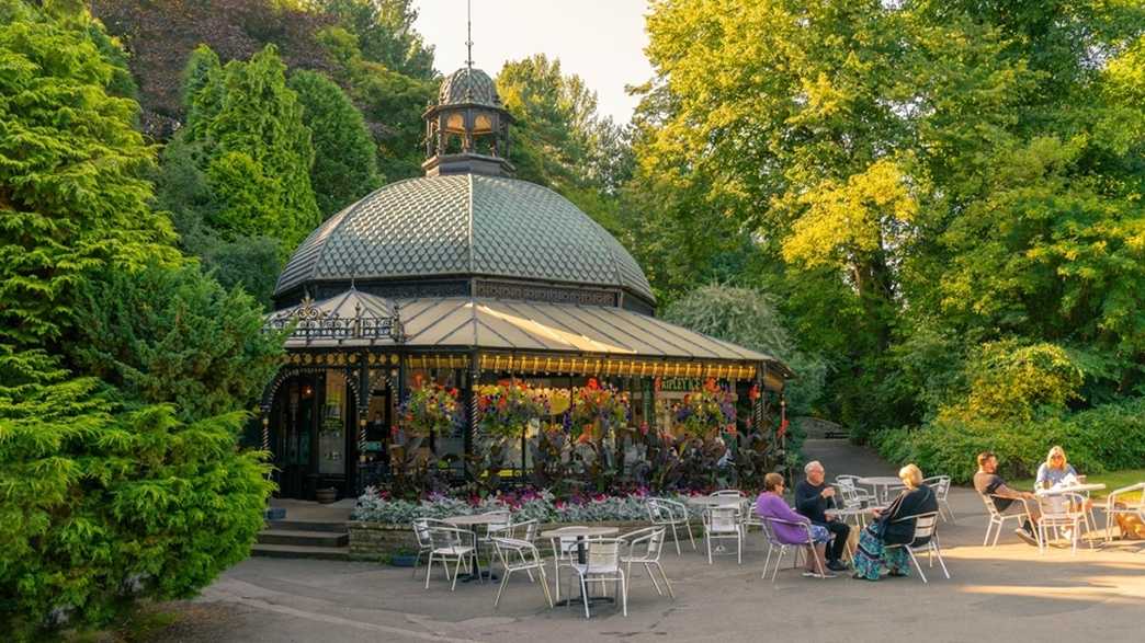 Matcham Grange Retirement Living Harrogate wellbeing-carousel - 3