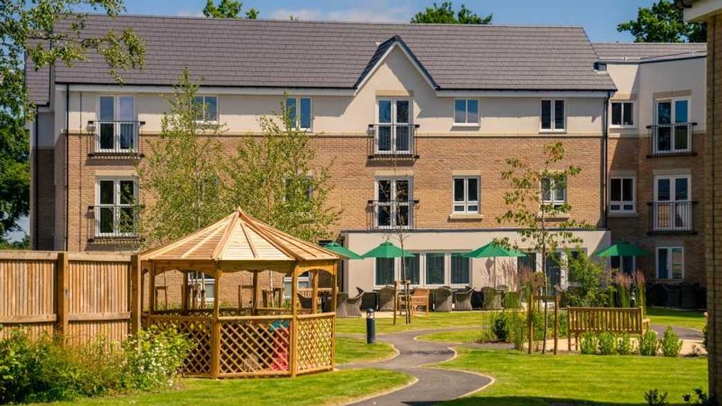 Matcham Grange Retirement Living Harrogate wellbeing-carousel - 4